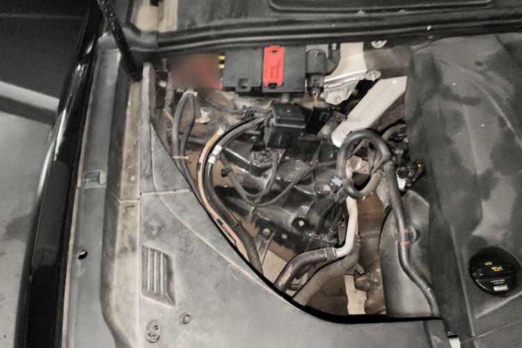 Used Audi Q7 2019 45 TFSI Comfort Model Engine Bay Right
