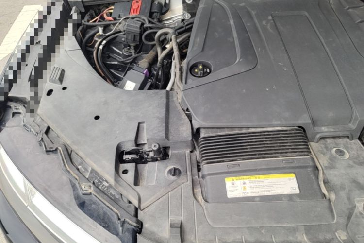 Used Audi Q7 2019 45 TFSI S line Sport Edition Engine Bay Right