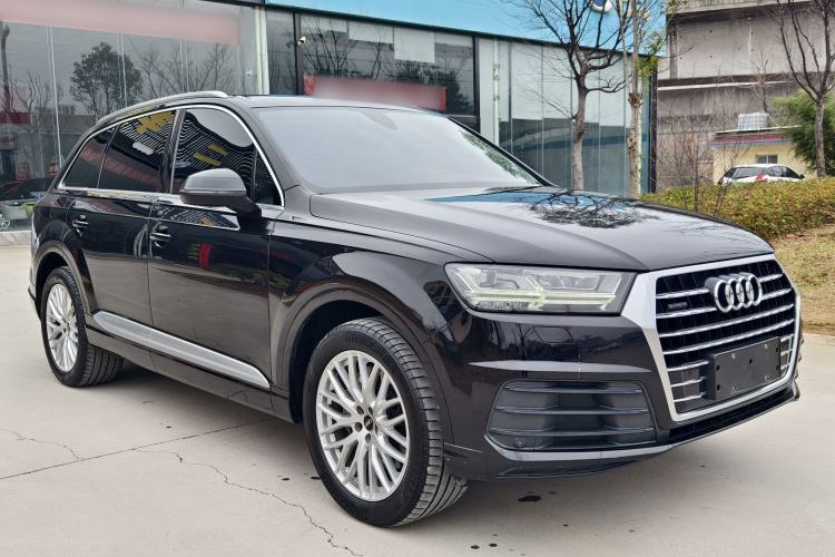 Used Audi Q7 2019 55 TFSI S line Sport Edition Exterior 2