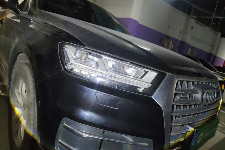 Used Audi Q7 2019 45 TFSI Comfort Model Exterior 3