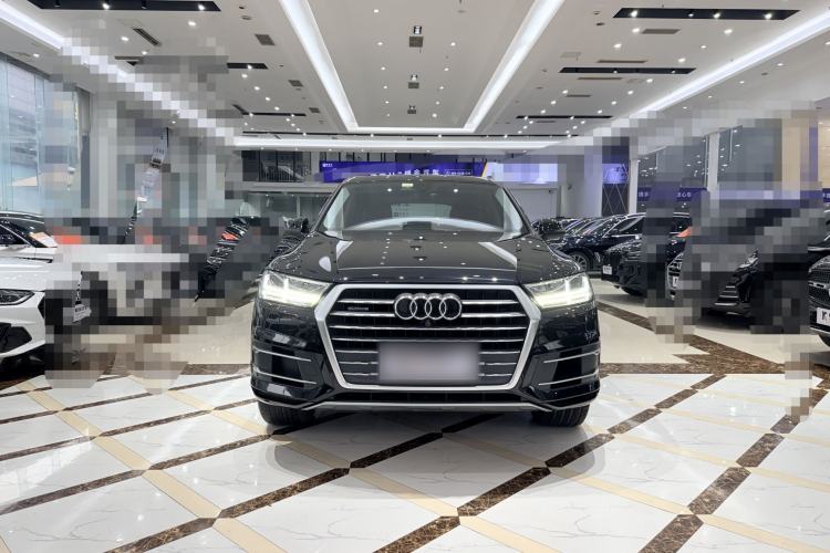 Used Audi Q7 2019 55 TFSI Technology Edition Exterior 4