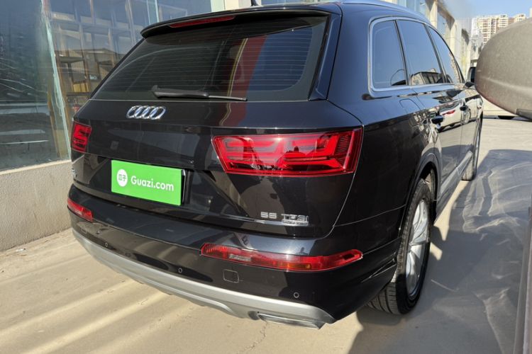 Used Audi Q7 2019 55 TFSI Technology Edition Exterior 4