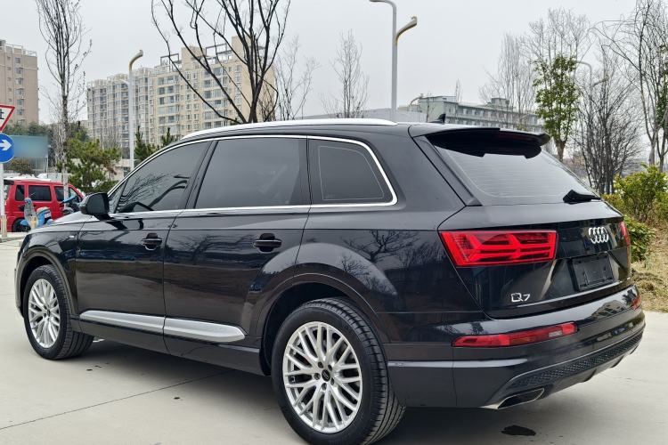 Used Audi Q7 2019 55 TFSI S line Sport Edition Exterior 5