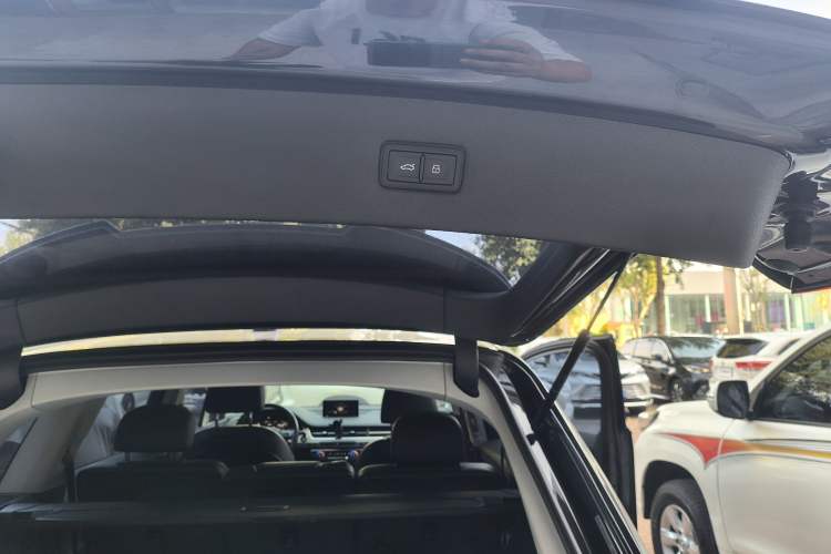 Used Audi Q7 2019 55 TFSI S line Sport Edition Exterior 6