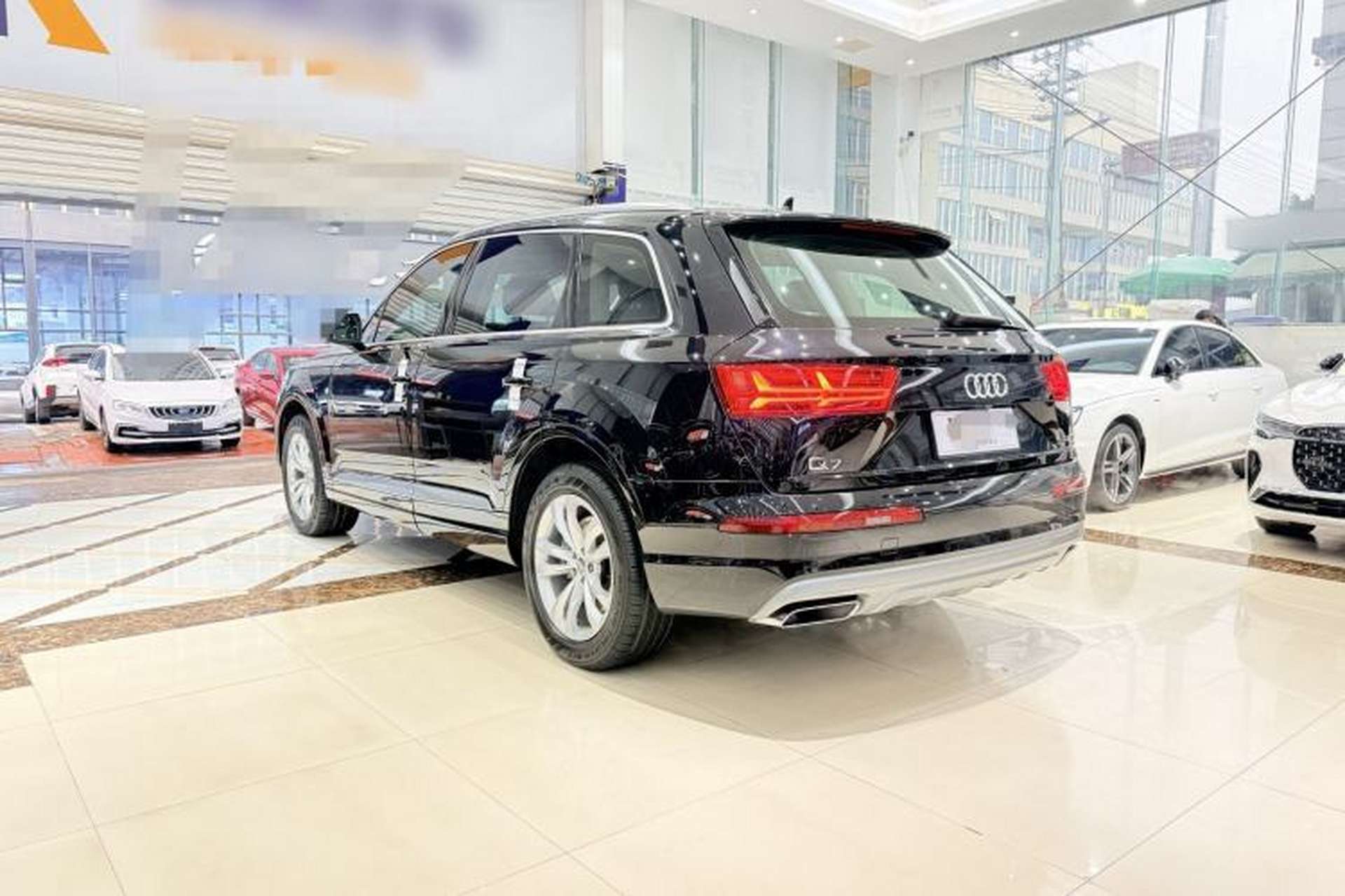 Used Audi Q7 2019 55 TFSI Technology Edition Exterior 8