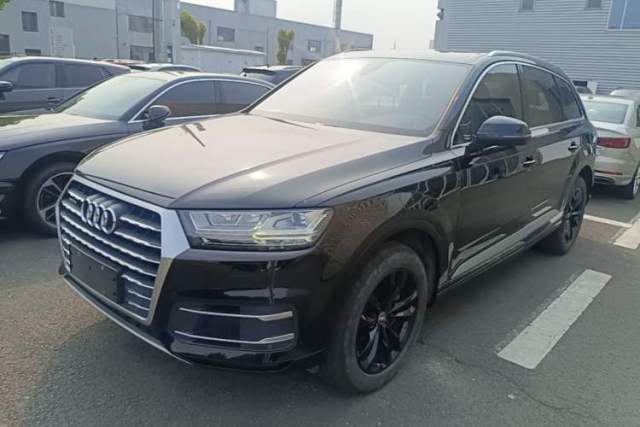 Used Audi Q7 2019 45 TFSI Comfort Model