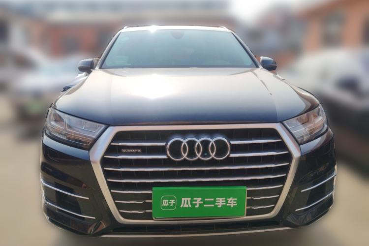 Used Audi Q7 2019 45 TFSI Comfort Model Front
