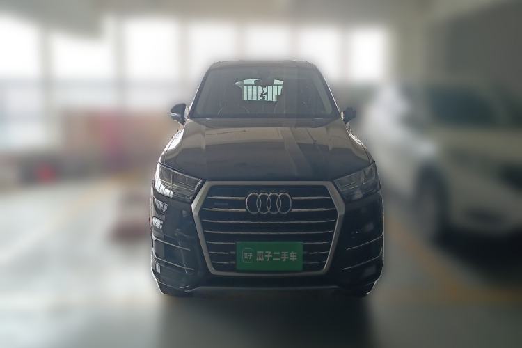 Used Audi Q7  Front