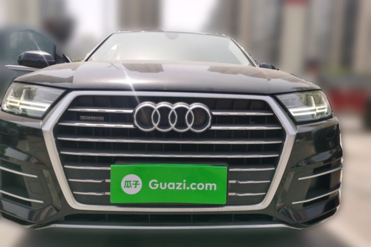 Used Audi Q7 2019 45 TFSI Comfort Model Front