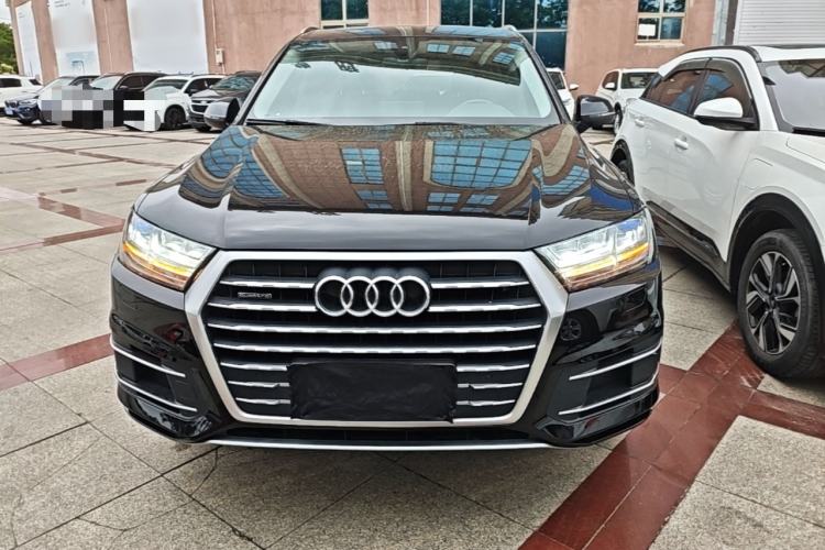 Used Audi Q7 2019 45 TFSI Comfort Model Front