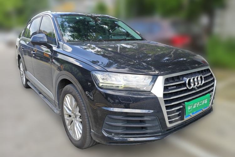 Used Audi Q7 2019 55 TFSI S line Sport Edition Front Right 45 Deg