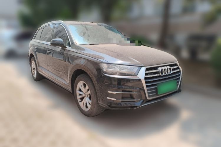 Used Audi Q7 2019 55 TFSI Technology Edition Front Right 45 Deg