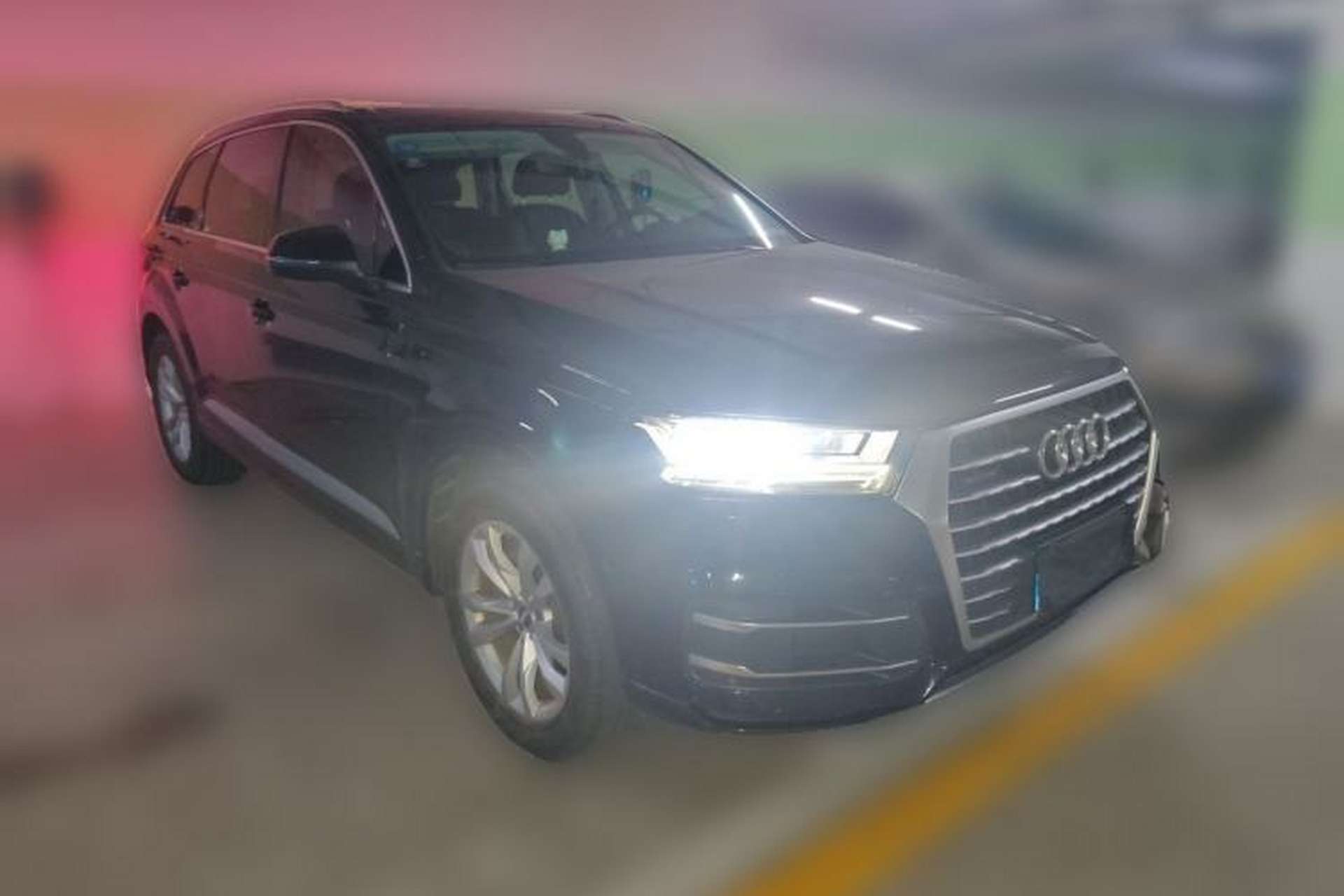 Used Audi Q7 2019 45 TFSI Comfort Model Front Right 45 Deg