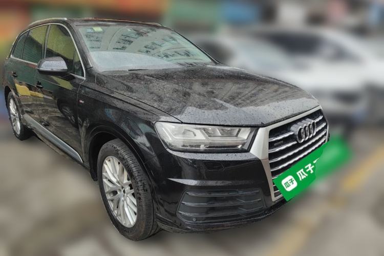 Used Audi Q7 2019 55 TFSI Technology Edition Front Right 45 Deg