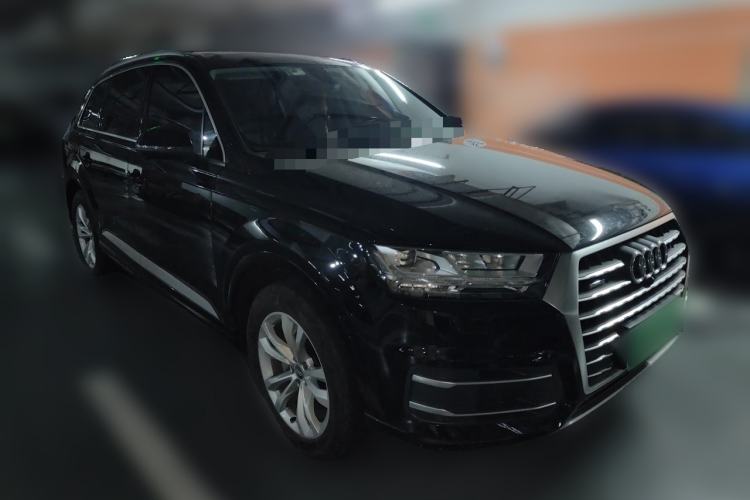Used Audi Q7 2019 45 TFSI Comfort Model Front Right 45 Deg