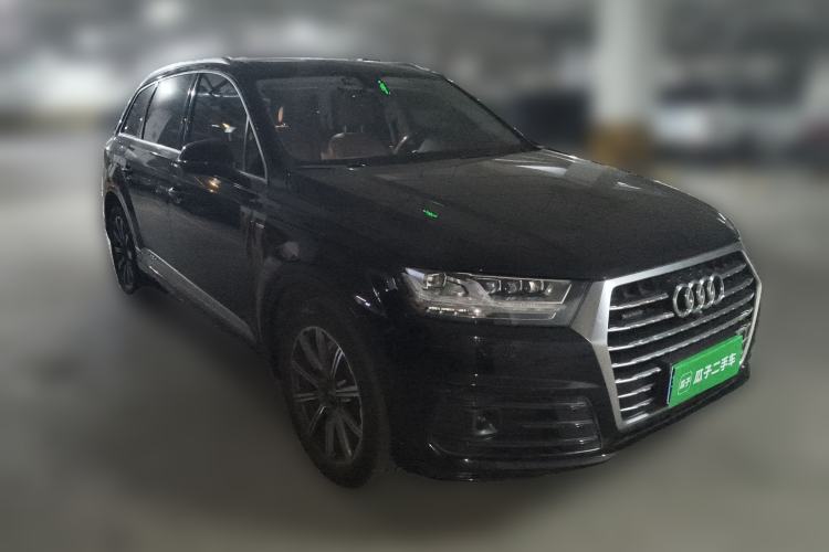 Used Audi Q7 2019 55 TFSI Prestige Edition Front Right 45 Deg