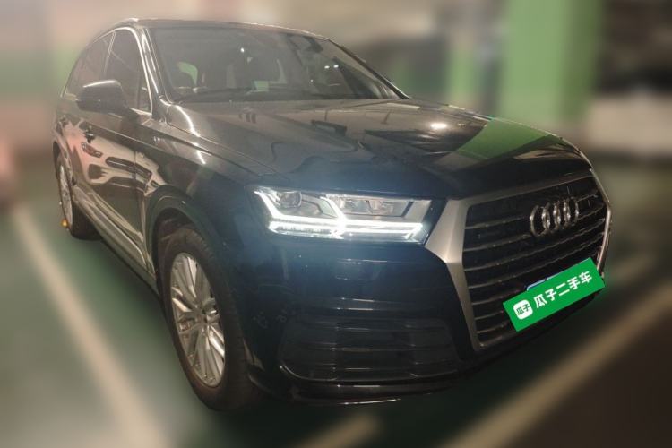 Used Audi Q7 2019 55 TFSI S line Sport Edition Front Right 45 Deg