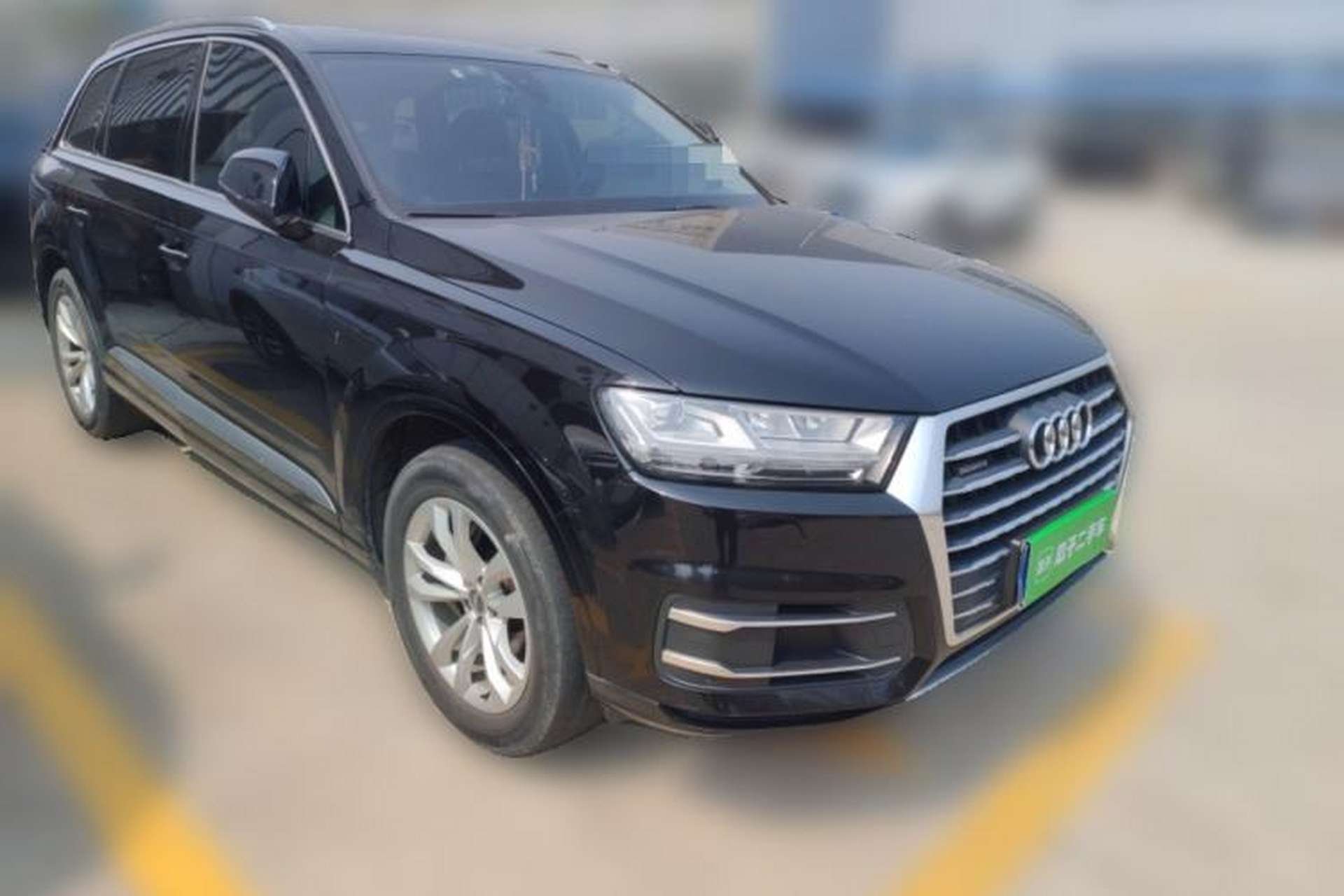 Used Audi Q7 2019 45 TFSI Comfort Model Front Right 45 Deg