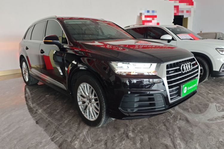 Used Audi Q7 2019 55 TFSI S line Sport Edition Front Right 45 Deg