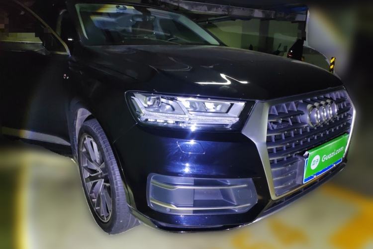 Used Audi Q7 2019 55 TFSI Technology Edition Front Right 45 Deg