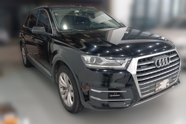 Used Audi Q7 2019 55 TFSI Technology Edition Front Right 45 Deg