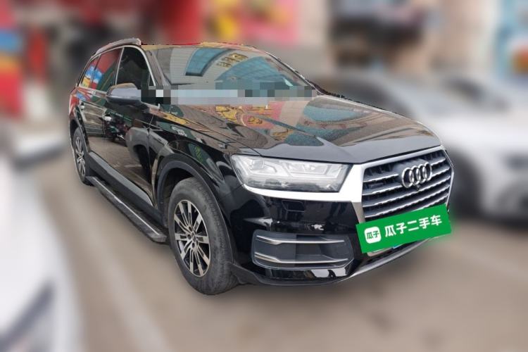 Used Audi Q7 2019 2.0T Standard Model Middle East Front Right 45 Deg