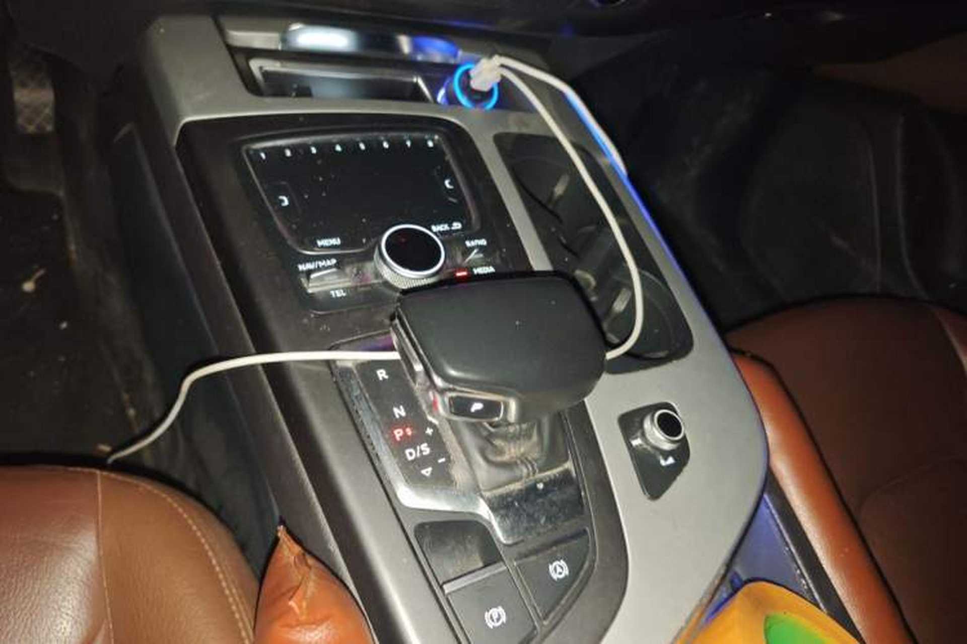 Used Audi Q7 2019 45 TFSI Comfort Model Gear Lever