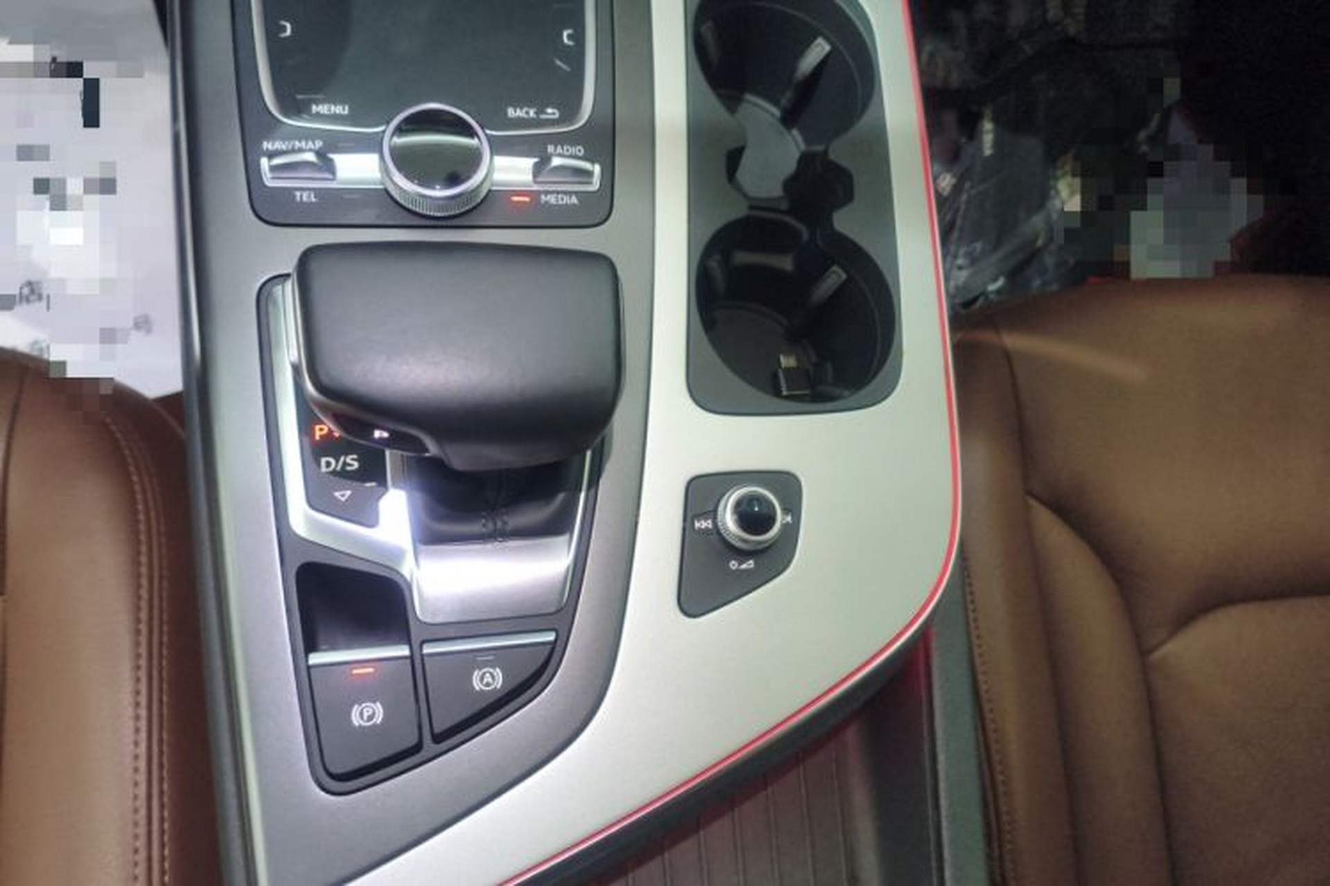 Used Audi Q7 2019 55 TFSI Technology Edition Gear Lever