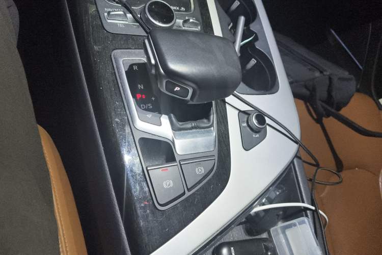 Used Audi Q7 2019 55 TFSI Prestige Edition Gear Lever