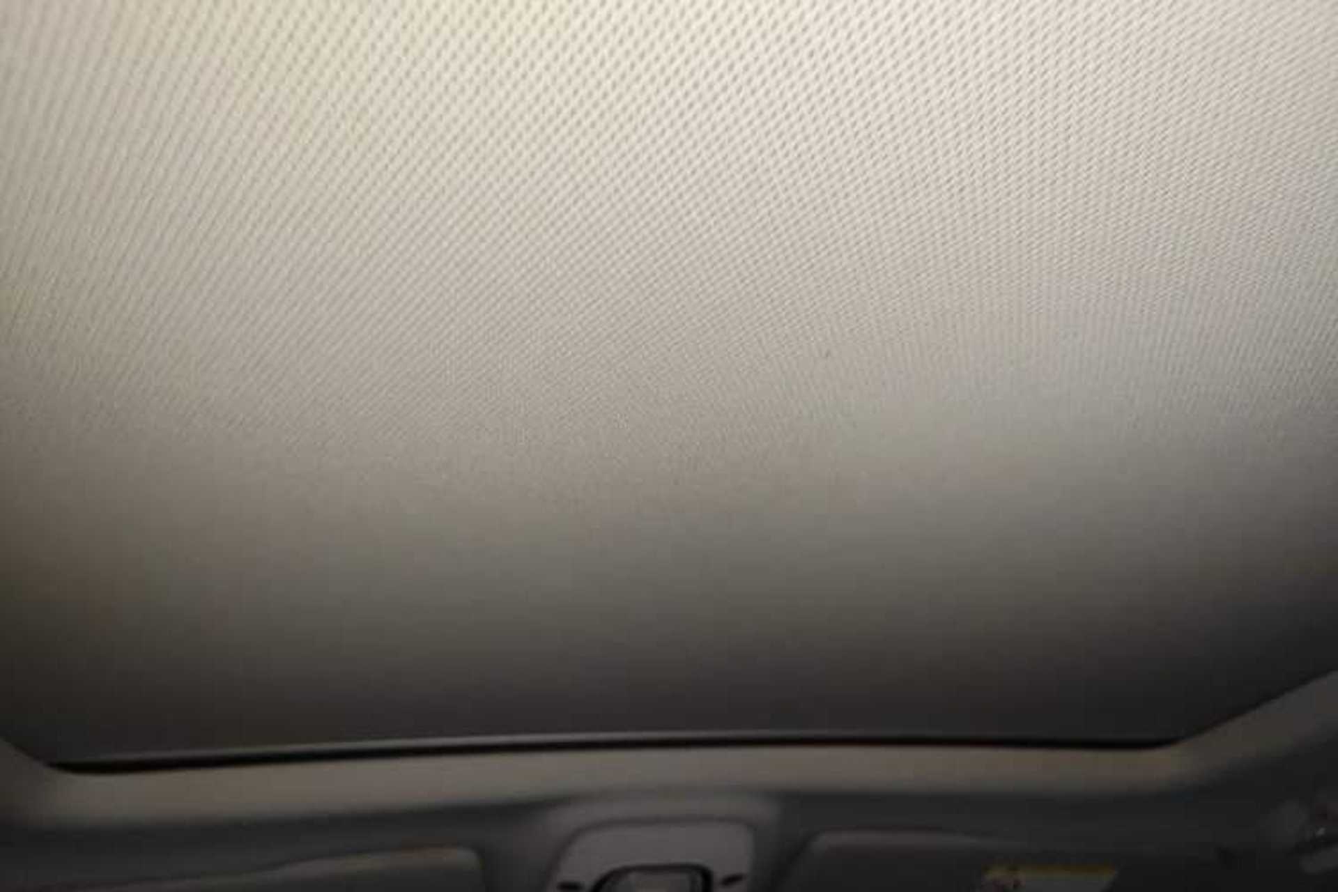 Used Audi Q7 2019 45 TFSI Comfort Model Headliner