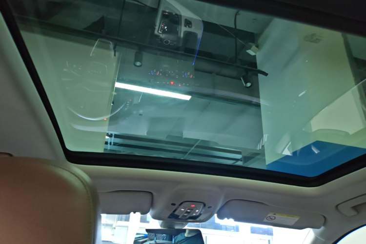 Used Audi Q7 2019 45 TFSI Comfort Model Headliner