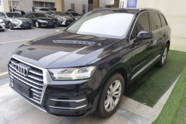Used Audi Q7 2019 45 TFSI Comfort Model