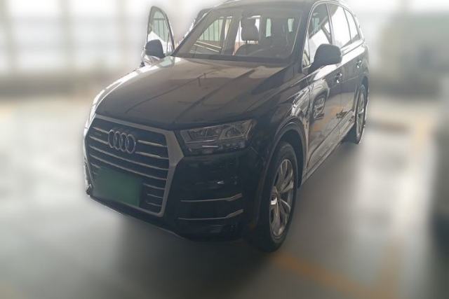 Used Audi Q7 Audi Q7, 2.0-liter automatic, seven seats