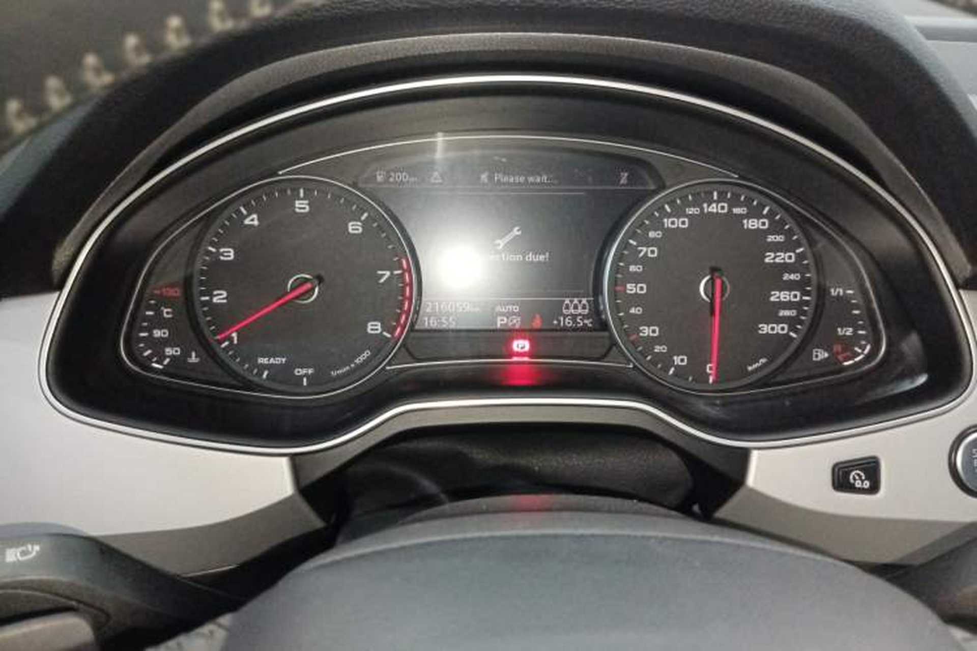 Used Audi Q7 2019 55 TFSI Technology Edition Instrument Cluster