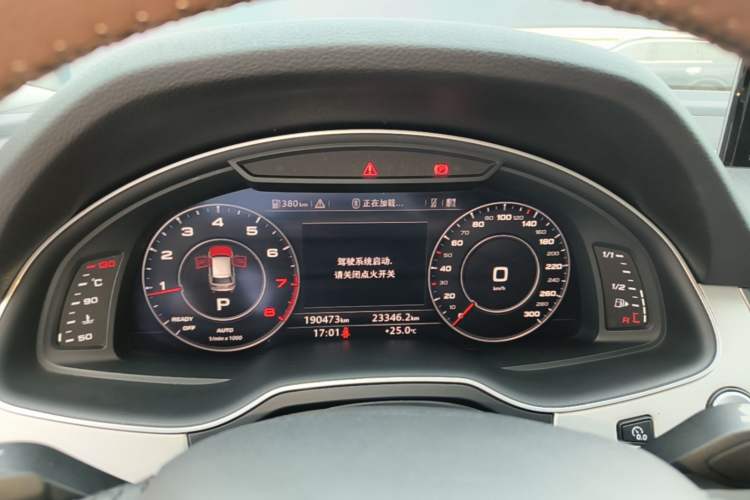 Used Audi Q7 2019 45 TFSI Comfort Model Instrument Cluster