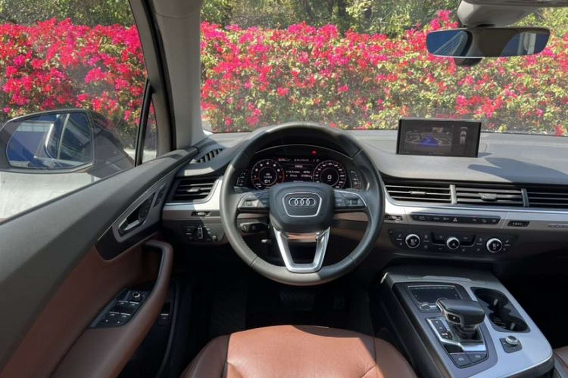 Used Audi Q7 2019 55 TFSI Technology Edition Interior 11