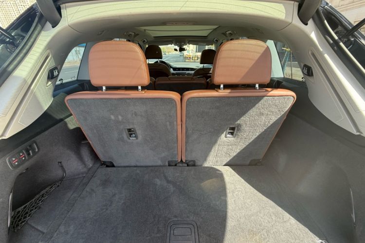 Used Audi Q7 2019 55 TFSI Technology Edition Interior 5