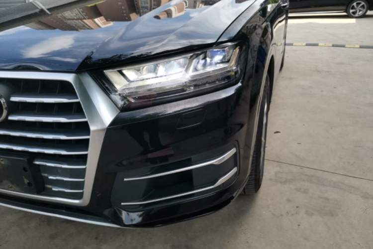 Used Audi Q7 2019 55 TFSI Technology Edition Left Front Headlight