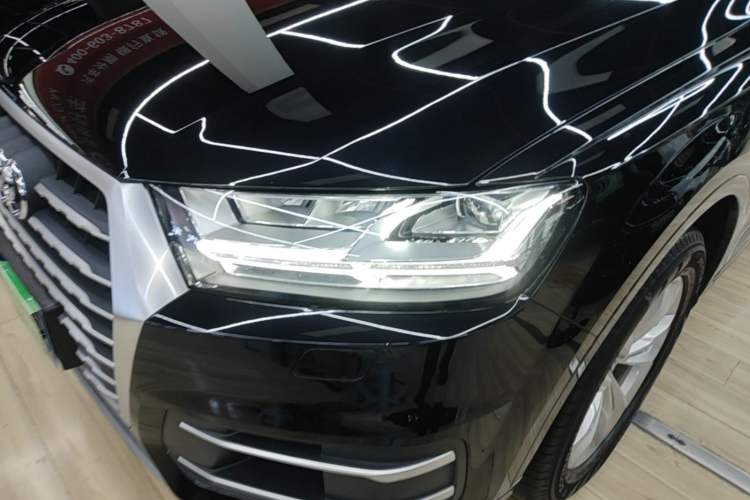 Used Audi Q7 2019 55 TFSI Technology Edition Left Front Headlight