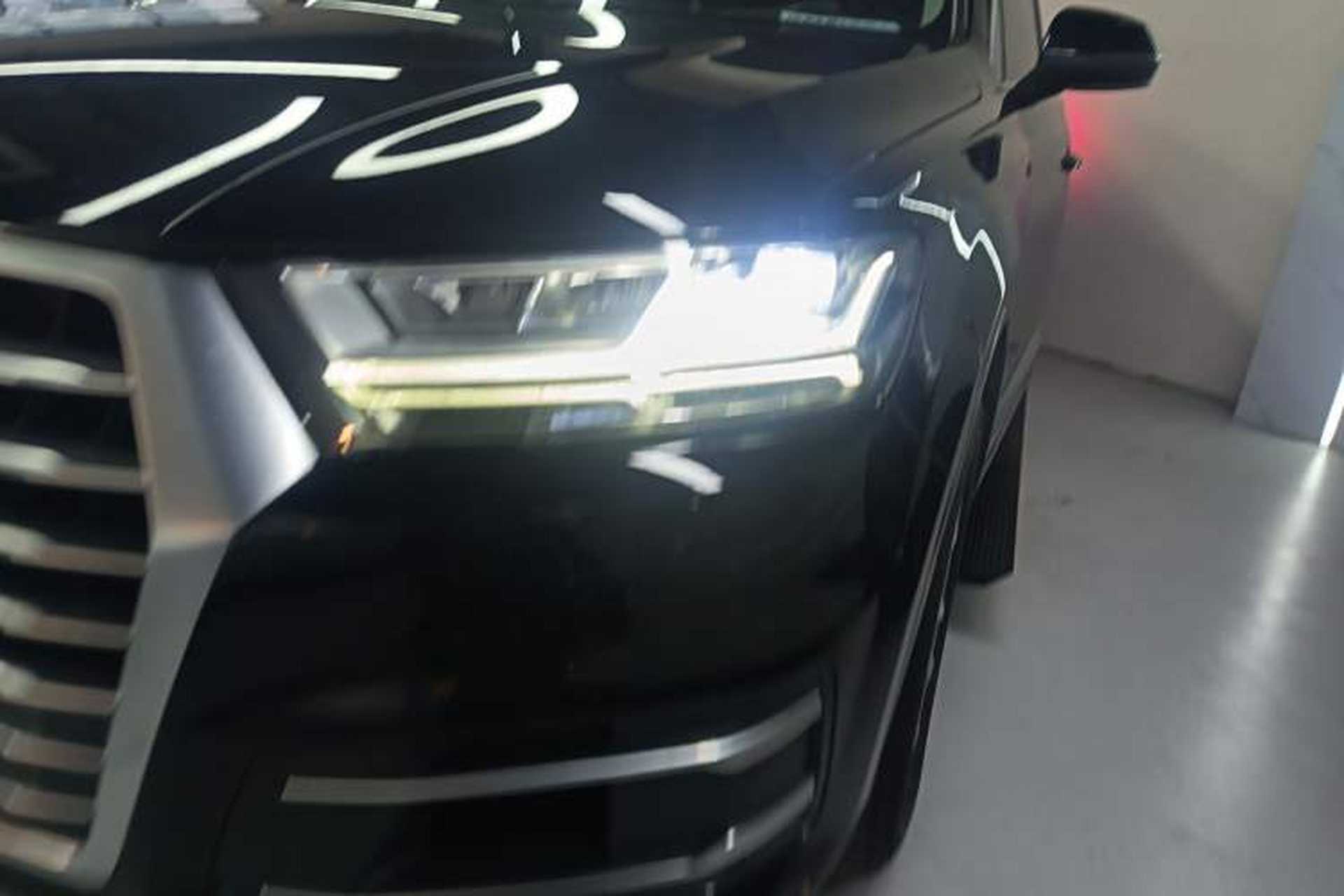 Used Audi Q7 2019 55 TFSI Technology Edition Left Front Headlight
