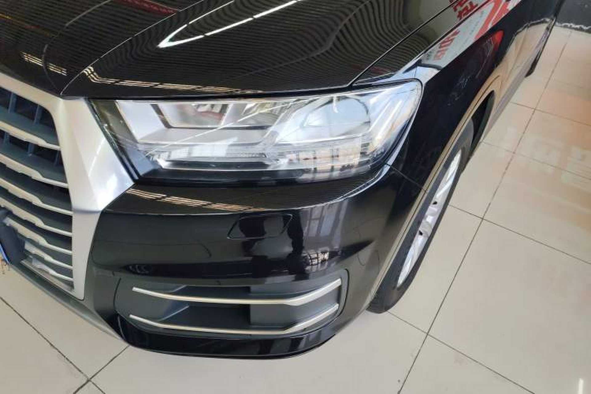 Used Audi Q7 2019 45 TFSI Comfort Model Left Front Headlight