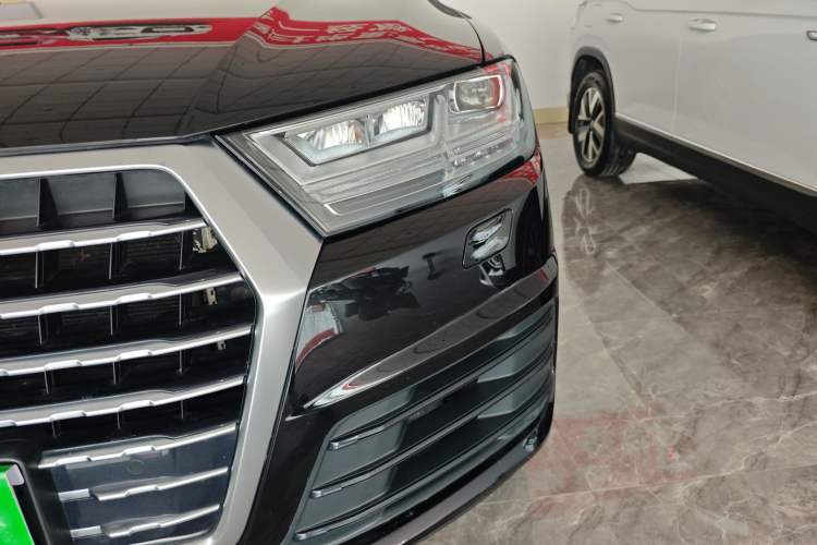 Used Audi Q7 2019 55 TFSI S line Sport Edition Left Front Headlight