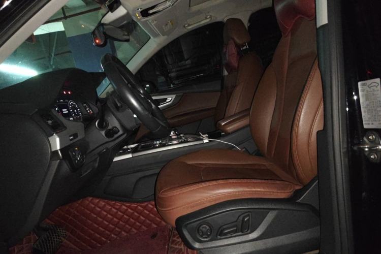 Used Audi Q7 2019 45 TFSI Comfort Model Left Front Seat