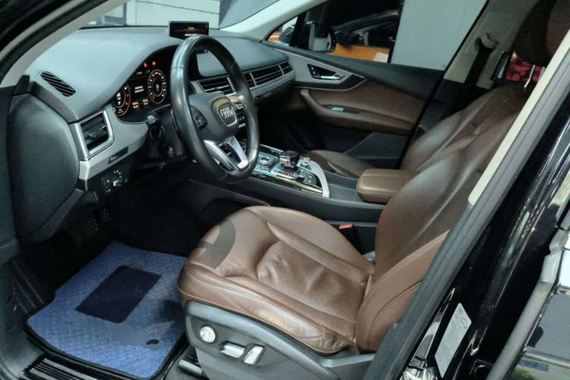 Used Audi Q7 2019 45 TFSI Comfort Model Left Front Seat
