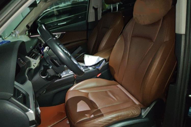 Used Audi Q7 2019 45 TFSI Comfort Model Left Front Seat
