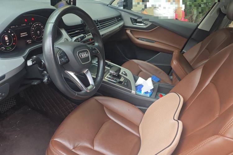 Used Audi Q7 2019 55 TFSI Technology Edition Left Front Seat