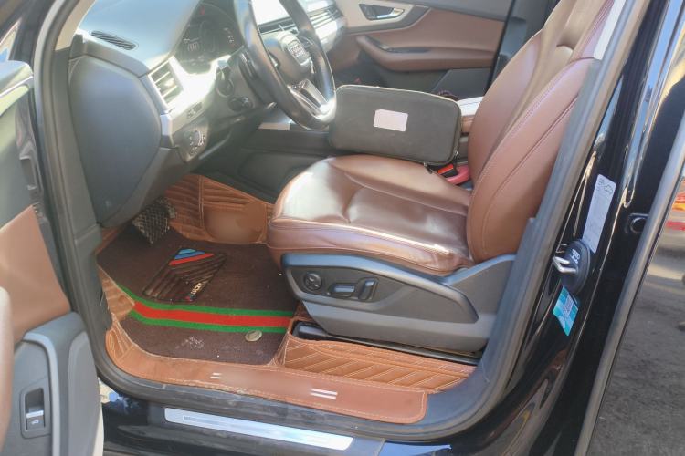 Used Audi Q7 2019 45 TFSI Comfort Model Left Front Seat