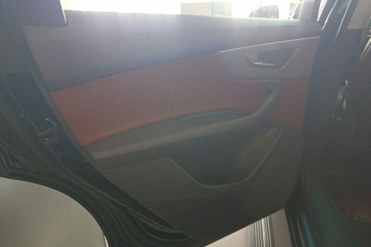 Used Audi Q7 2019 45 TFSI Comfort Model Left Rear Door Interior