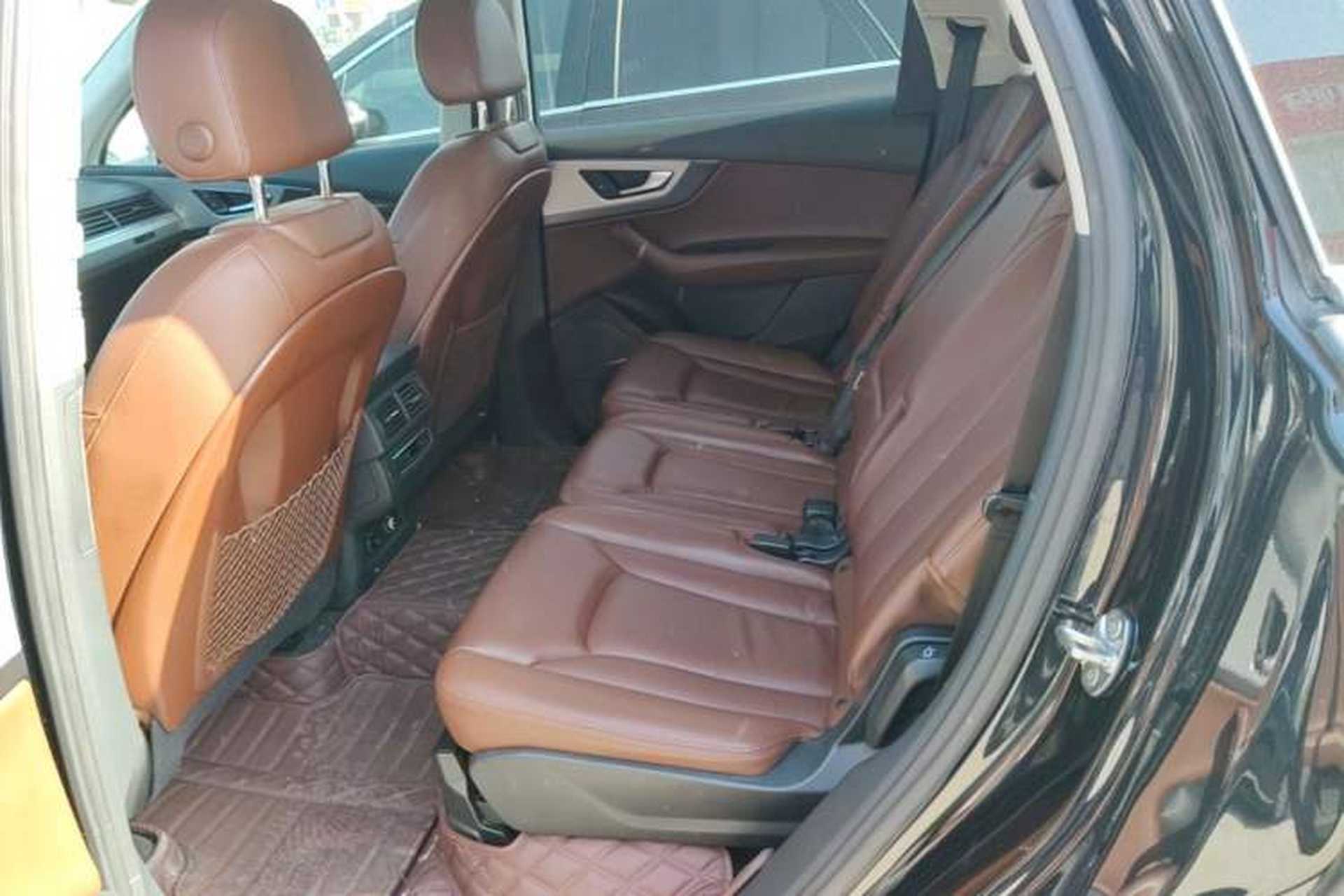 Used Audi Q7 2019 45 TFSI Comfort Model Left Rear Seat