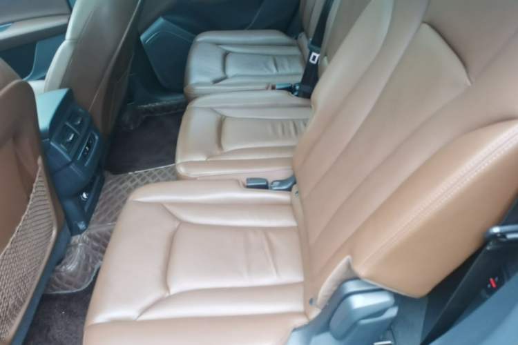 Used Audi Q7 2019 55 TFSI Technology Edition Left Rear Seat